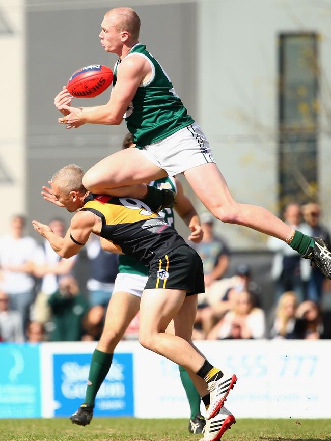 Rhys Boyden climbs high for a mark. Picture: Getty Images.