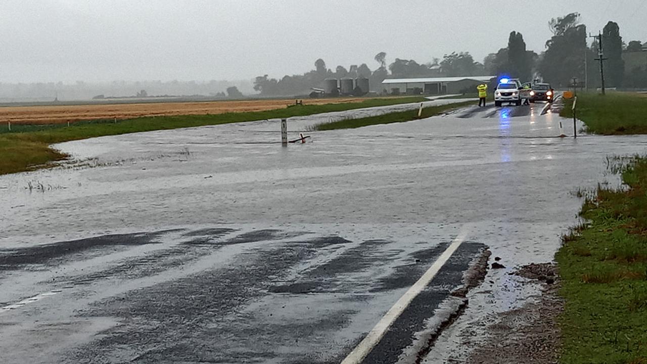 Flash flooding between Lindenow and Walpa on Friday. Picture: SES Sale