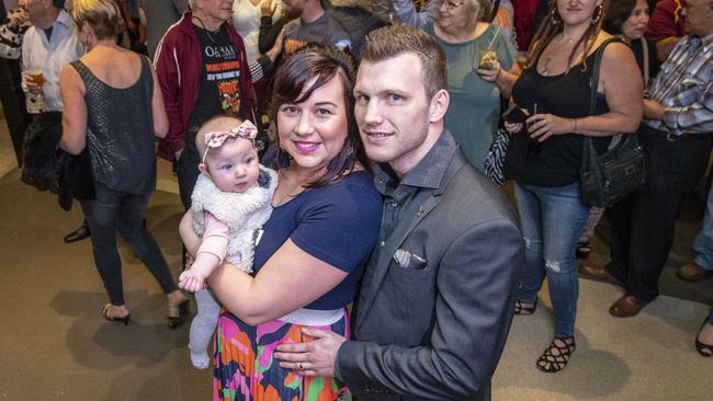 Boxer Jeff Horn with his wife Joanna and child Isabelle at the Caxton Hotel in Brisbane on May 23, 2018. (AAP Image/Glenn Hunt)