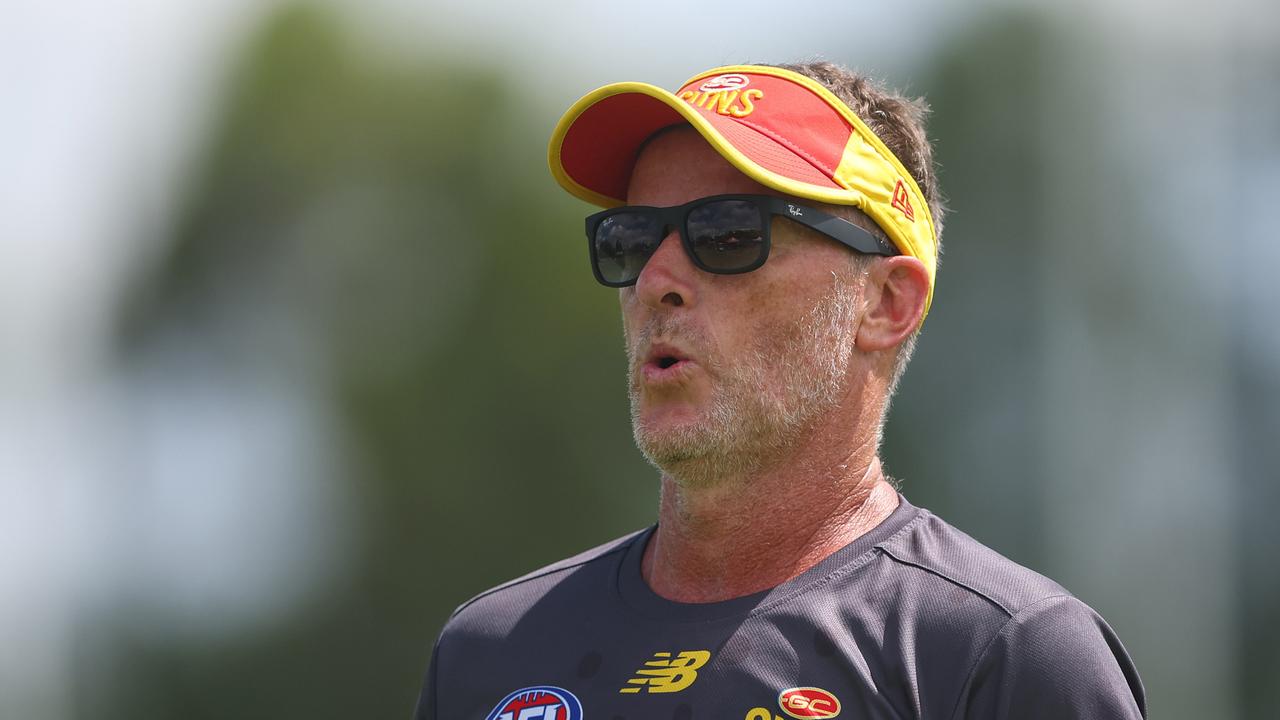 GOLD COAST, AUSTRALIA - JANUARY 15: Head coach Damien Hardwick during a Gold Coast Suns training session at Heritage Bank Stadium on January 15, 2024 in Gold Coast, Australia. (Photo by Chris Hyde/Getty Images)