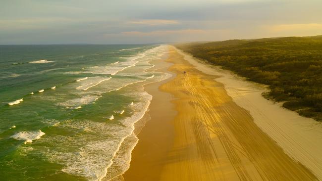 Eastern Ocean beach near Eurong on K’gari