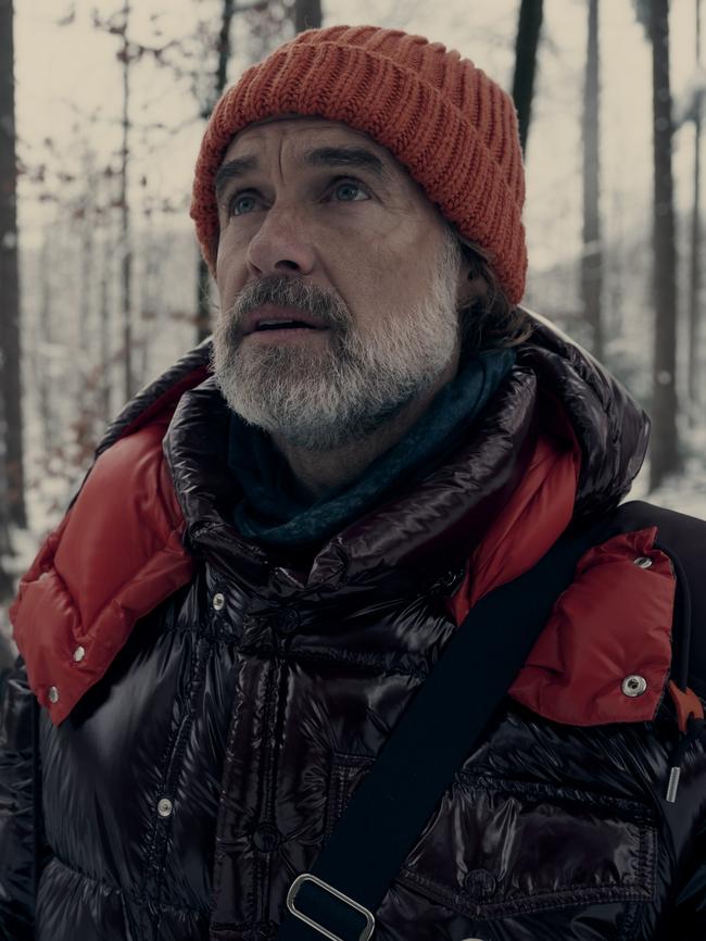 Murray Bartlett in Nine Perfect Strangers.