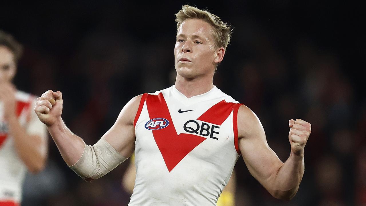 Longmire says Isaac Heeney will be an important source of experience for his younger teammates to call upon in the finals. Picture: Daniel Pockett / Getty Images