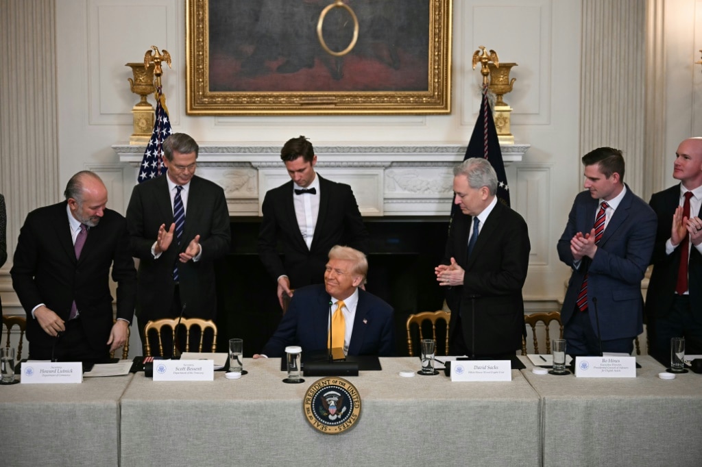 Trump hosts gala for memecoin buyers despite corruption concerns