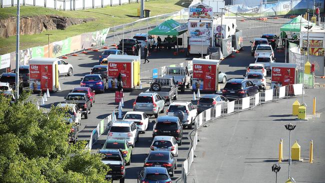 Ekka drive-through crowd at Bowen Hills. Photographer: Liam Kidston.