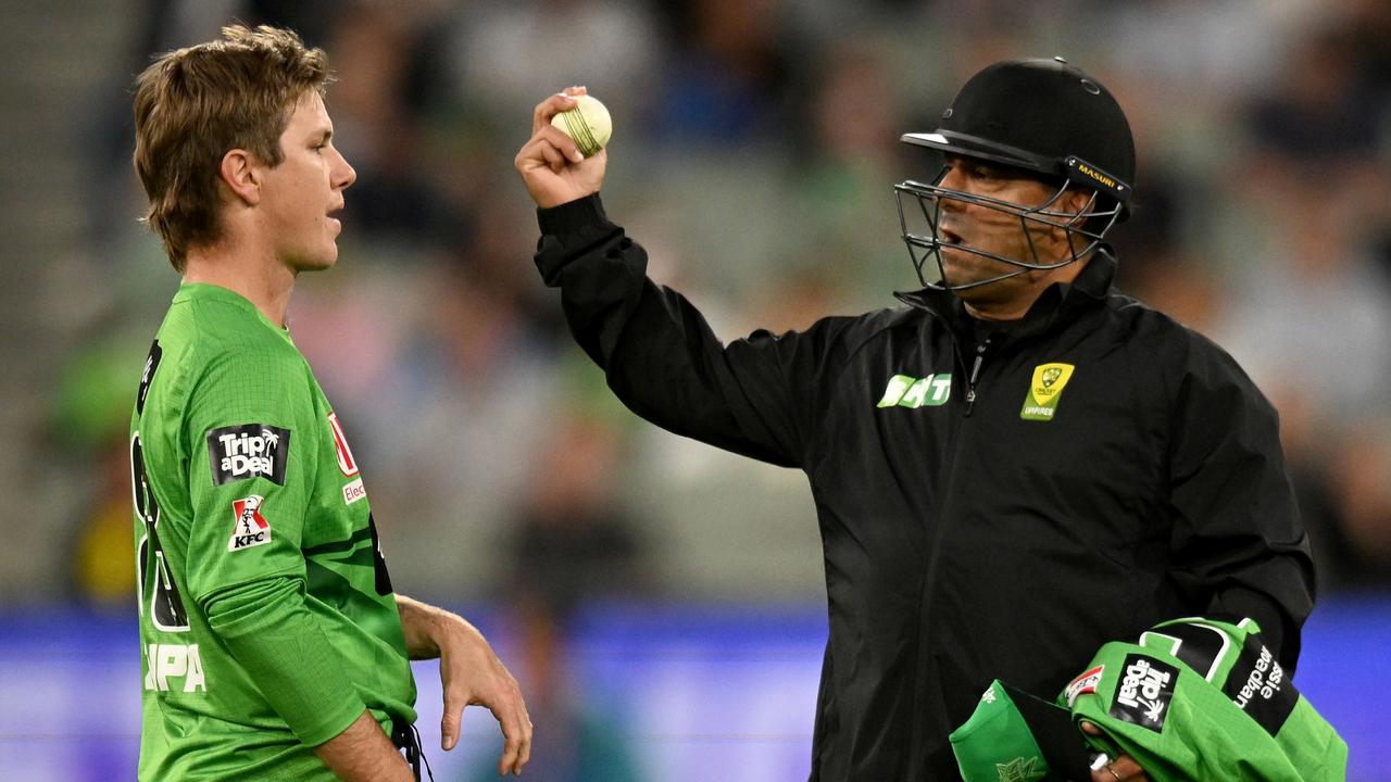 Zampa’s Mankad attempt was given not out because his arm went past the vertical position in his bowling action. (Photo by Morgan Hancock/Getty Images)