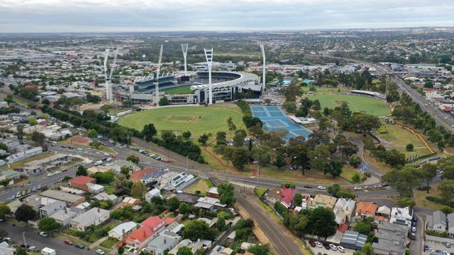 Geelong Football Club wants to build an indoor training facility in an existing car park outside GMHBA Stadium. Picture: Alan Barber