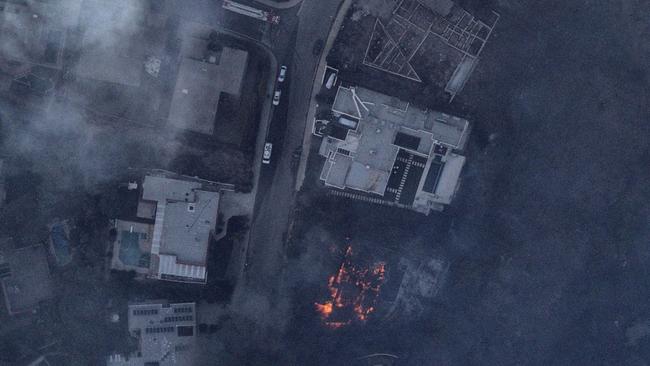 Aerial image of Lachman Ln, Pacific Palisades burnt out. Picture: Nearmap