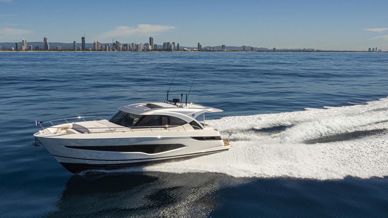 Riviera 4300 Sports express. Picture: Riviera.