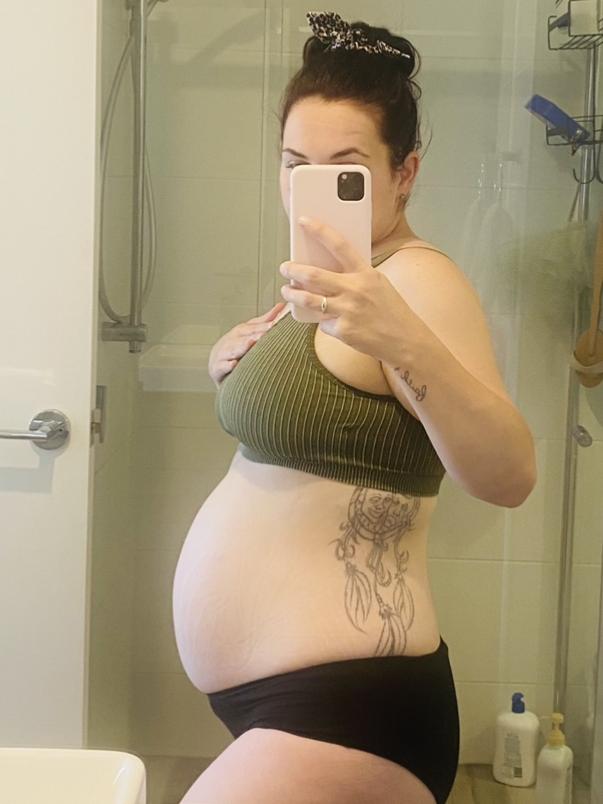 Jody Savage fell pregnant easily after her weight loss surgery. She now has a baby girl.