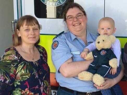 Sarah Berghauser gave birth at home with an ambulance officer talking through the procedure over the phone. 