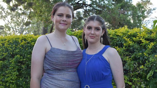 Felicity Jenkins and Libby Baird at the Pioneer State High School formal at the Mackay Golf Course on Friday November 20. Picture: Zizi Averill