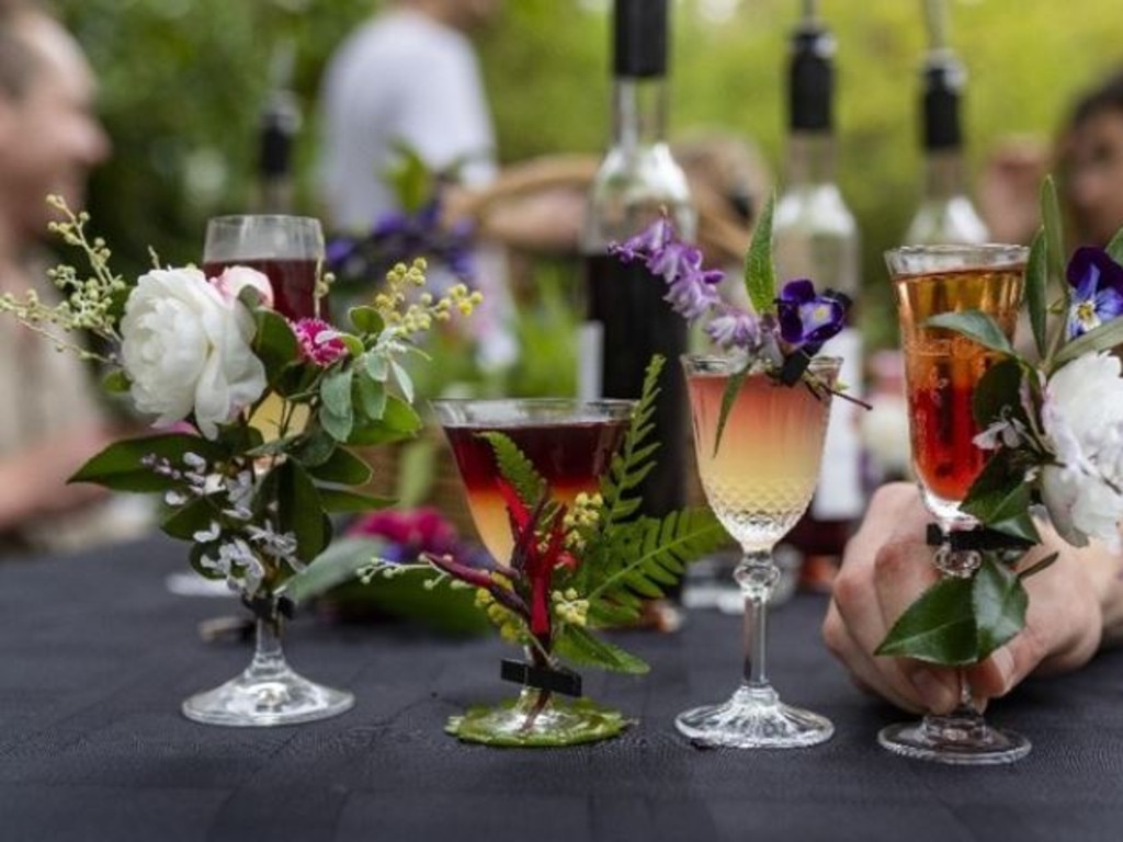 Fires Creek Botanical Winery offers a range of experiences, including wine and chocolate pairing and Foraging and Mixology workshops.