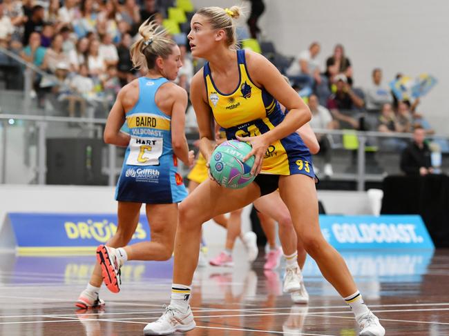 Hannah Le Sage shooter for Bond University Bull Sharks