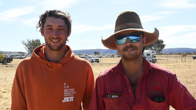 Nick Leditschke and Dale Riddington at Finke Desert Race 2022. Picture: (A)manda Parkinson