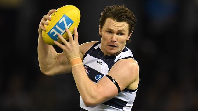 Patrick Dangerfield of the Cats is seen in action during the Round 19 AFL match between the Carlton Blues and the Geelong Cats at Etihad Stadium in Melbourne, Saturday, July 29, 2017. (AAP Image/Julian Smith) NO ARCHIVING, EDITORIAL USE ONLY