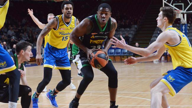 DayJar Dickson in action for the Pioneers during the 2019 SA Premier League grand final. Picture: AAP/Brenton Edwards