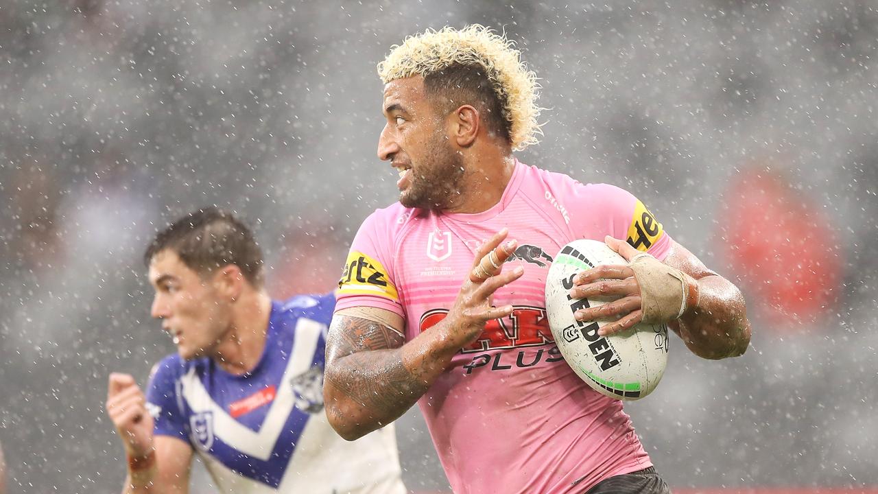 Kikau is so destructive at full flight. Photo by Mark Kolbe/Getty Images