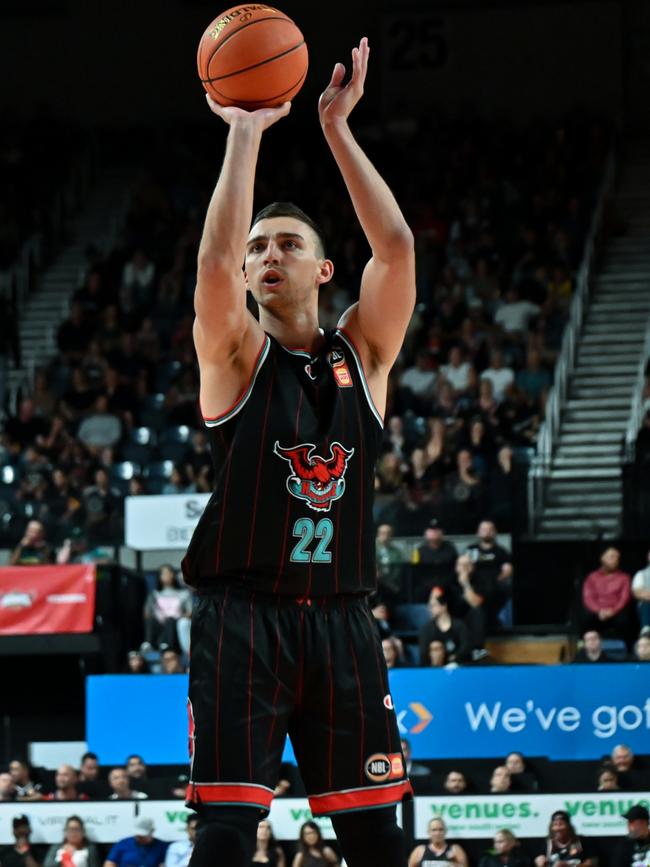 Peatling now plies his trade for the NBL’s top team in Illawarra. Picture: Getty Images