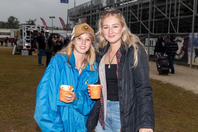 Kayla Milliken and Jessica McMurtrie from Cannonvale at the PBR Bull Pit Bull Bash at Dittmann Bucking Bulls in Bloomsbury. August 27, 2022. Picture: Michaela Harlow