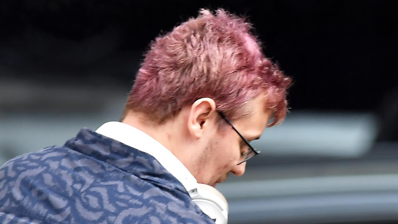 Dad’s bungled theft, fraud of high-end electronics