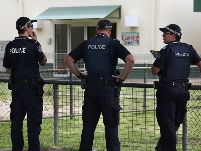 Edge Hill State School was evacuated this morning after a bomb threat was made. Police officers swarmed the school and searched for anything suspicious. PICTURE: BRENDAN RADKE