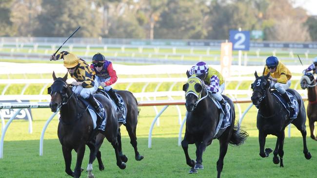 Premier Mike Baird refuses extra $10 million funding for thoroughbred ...