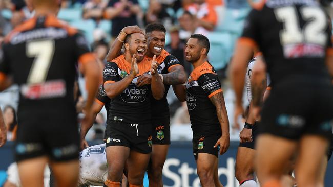 Wests Tigers Beat Sydney Roosters: Ivan Cleary Shows Tigers How To Win 