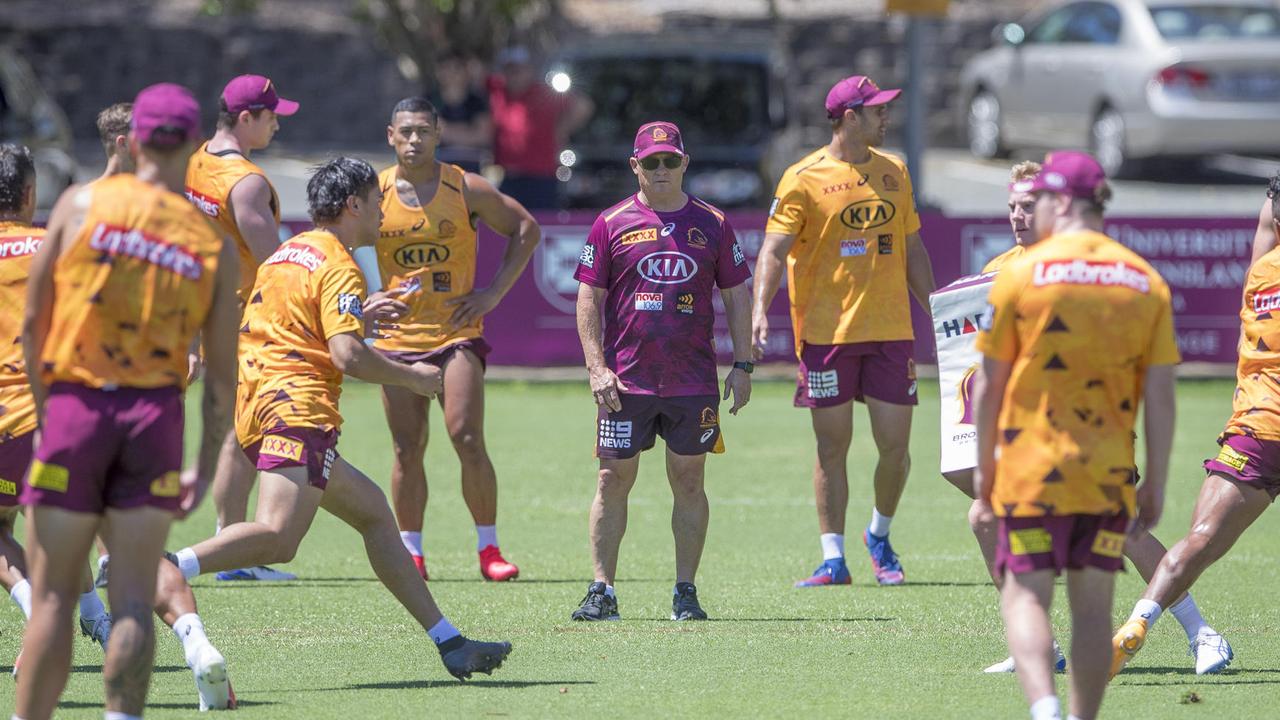 Brisbane Broncos signing news: Albert Kelly, David Mead ...