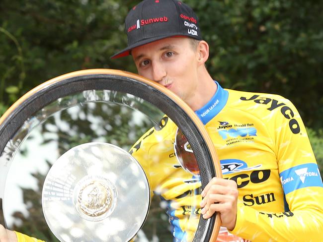 Herald Sun Tour. . Stage 5. 09/02/2020.  Royal Botanic Gardens circuit.   Tour winner Jai Hindley of Team Sunweb with the winners trophy after todays stage in Melbourne   . Pic: Michael Klein