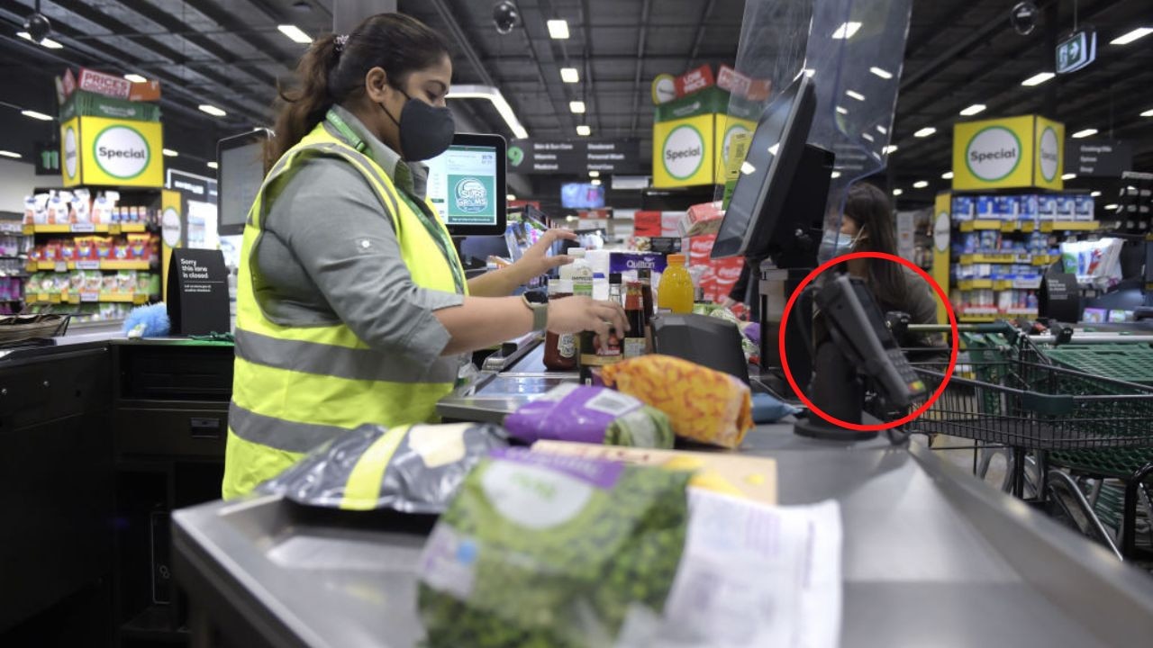 Woolworths Rewards members debate over card scanning