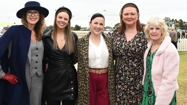 Swan Hill Cup 2024. Tara Beasy, Kasey Griffiths, Jeanette Taylor, Paige Cahir, Rhonda Beasy