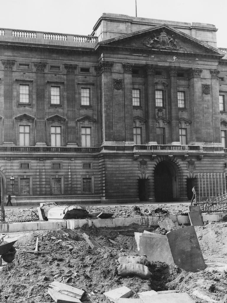 Queen Mother Recounts 79th Anniversary Of Buckingham Palace Bombing