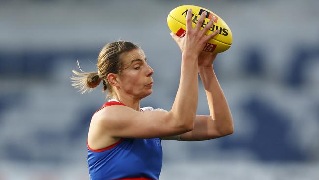 Alice Edmonds finished with 16 disposals and 31 hit-outs. Picture: Darrian Traynor/Getty Images