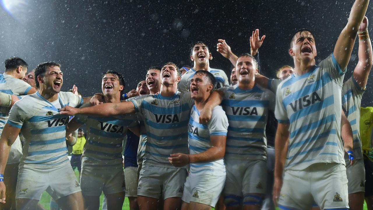 Argentina celebrate the victory. Picture: Albert Perez/Getty Images.