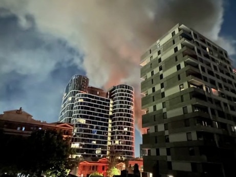 Over 150 residents have been evacuated from their homes as a fire ripped through a factory in West Melbourne. Emergency services were called to a warehouse on Spencer Street in the Melbourne CBD about 2am after reports of a fire. It took 60 firefighters about two-and-a-half hours to control the blaze in the factory, which happears to be abandoned, with thick smoke spewing into the air above