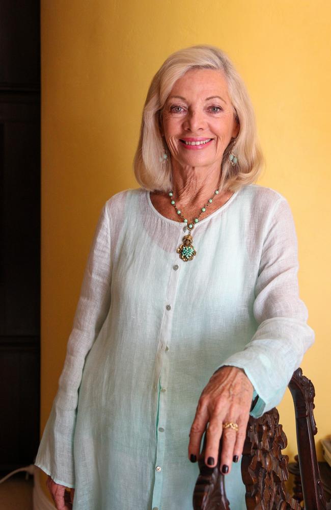 Veteran stage performer Carmen Duncan at home in Edgecliff. Picture: Jess Husband