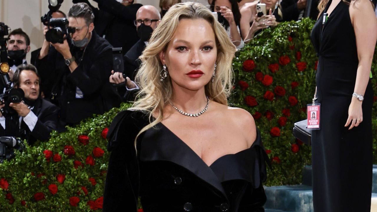 Kate Moss returns to Calvin Klein – stylewatch, Fashion