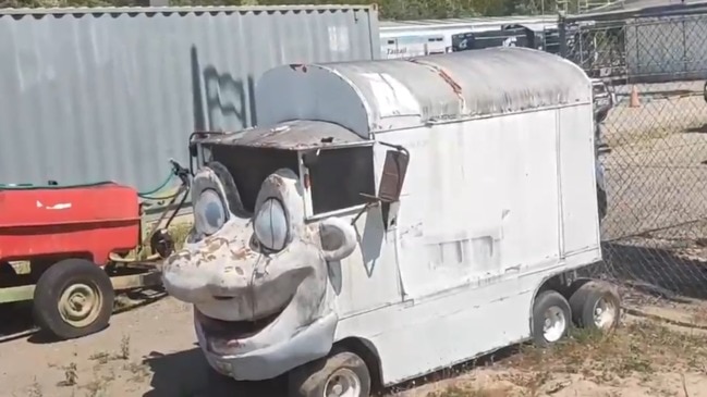 Creepy mini-truck at Cairns auction yard