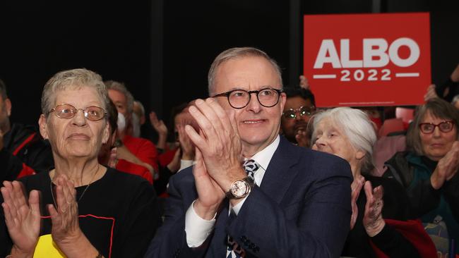 FEDERAL ELECTION TEAM 2022. LABOR BUS TOUR 7/5/2022. Labor leader Anthony Albanese addresses a crowd at a Labor Rally, Launceston, seat of Bass Tasmania. Picture: Liam Kidston