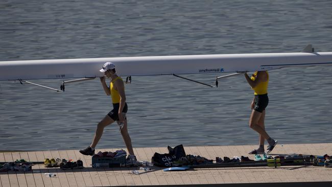 Australian rowers prepare to practice.