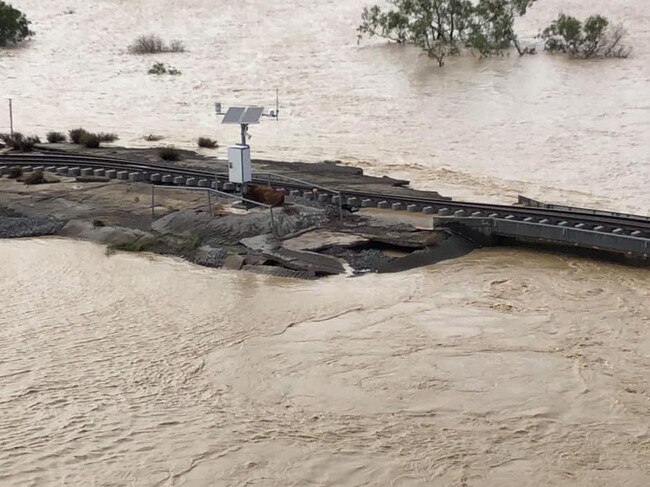 Floodwaters in western Queensland. Picture: Rae Stretton