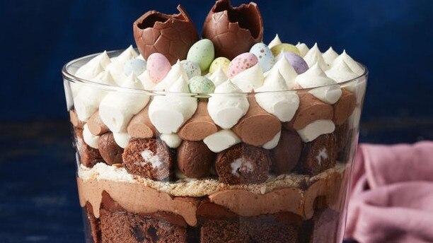 Create this gorgeous Easter egg trifle.