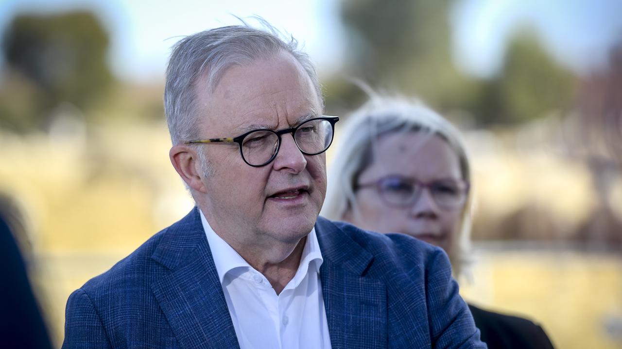 PM visits drought-affected SA as cash rolls in to support farmers