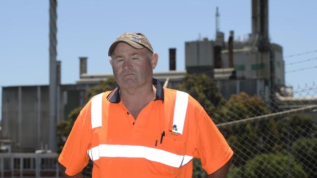 Doubts over Australian Paper mill bring fears for Latrobe Valley s