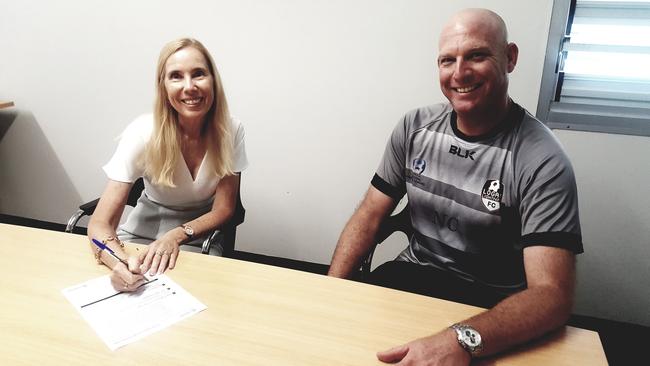 Helensvale State High School is privileged to establish a relationship with Logan Lightning Football Club. Signing a sponsorship offer is Nick Croyden (right) from Logan Lightning FC and Principal Karen Lindsay (left).