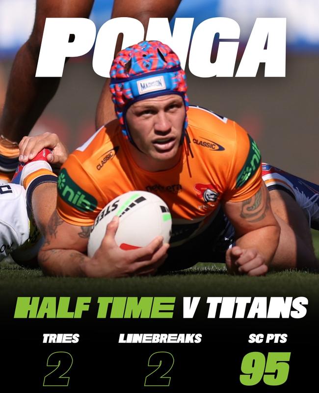 Kalyn Ponga is on fire against the Titans.