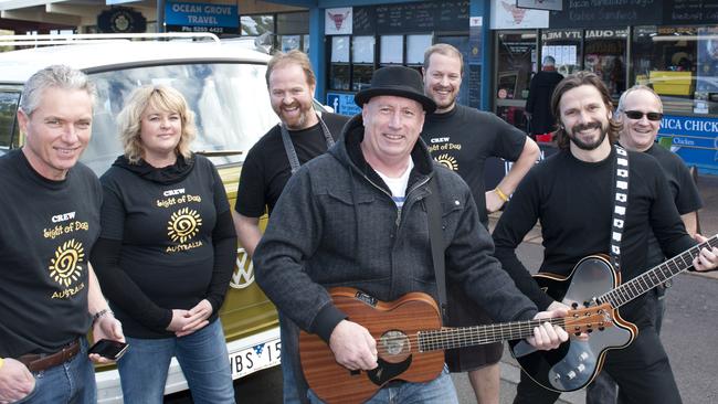 Piping Hot Chicken Shop attracts a slew of international music acts.