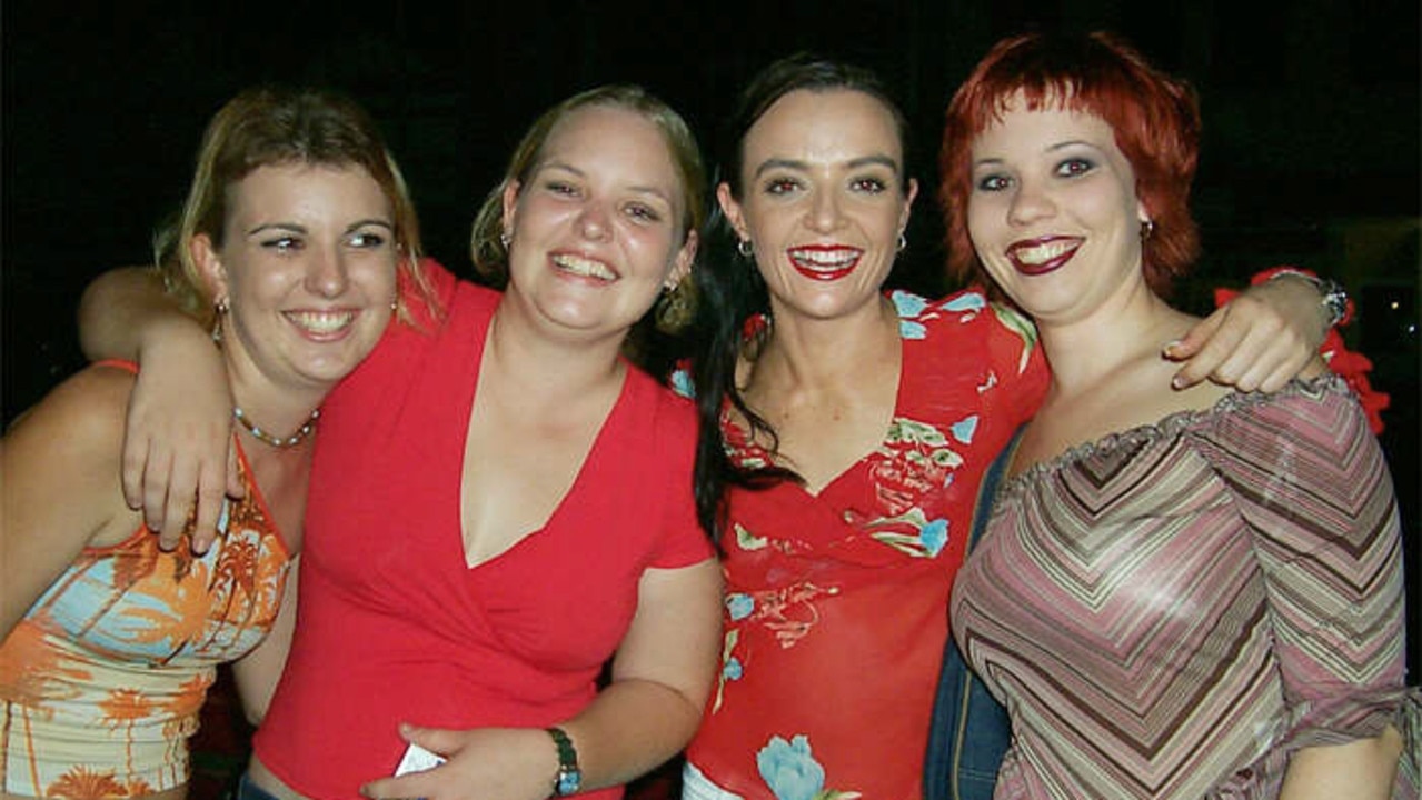 Jody Bryan, Kacee Bryan, Jenny Pertsch and Janine Moloney at Vibe Nightclub, 2002.