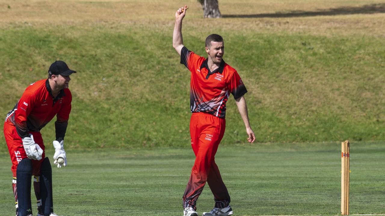 Shaun McCarthy appeals for Hip Pocket Rockets against Livewired Lightning.